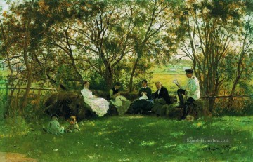 auf einer Rasenbank 1876 Ilya Repin Ölgemälde